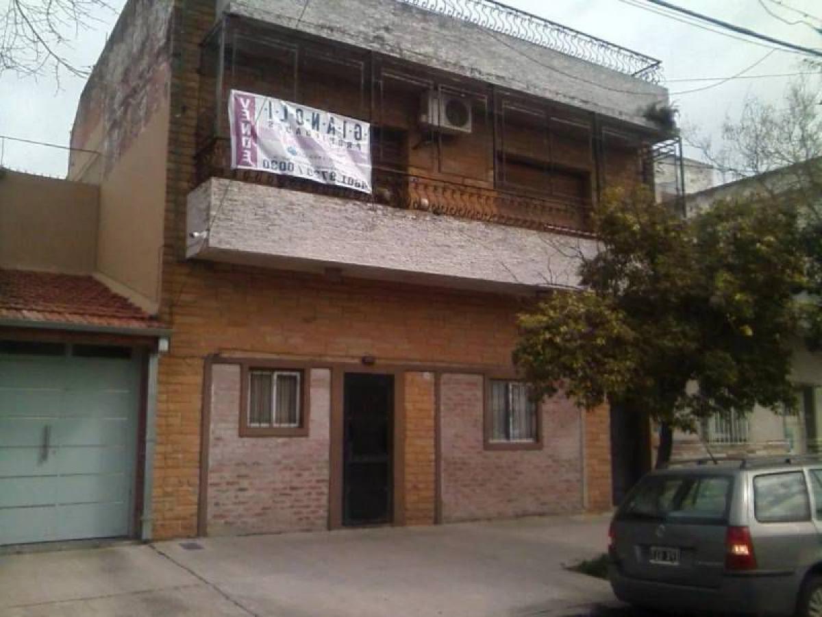 5 bedrooms House in Buenos Aires, Argentina No. 84616
