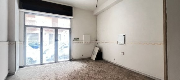 101m² Commercial property in Acireale, Italy No. 90872 2