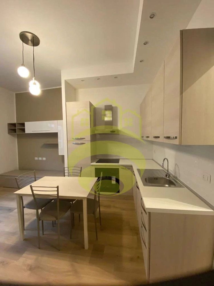 Apartamento de 3 dormitorios en Melegnano, Italy No. 390973