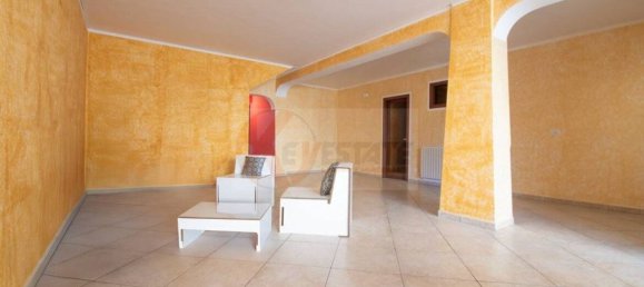 4 bedrooms Apartment in Sassari, Italy No. 305910 3