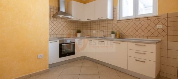 4 bedrooms Apartment in Sassari, Italy No. 305910 10
