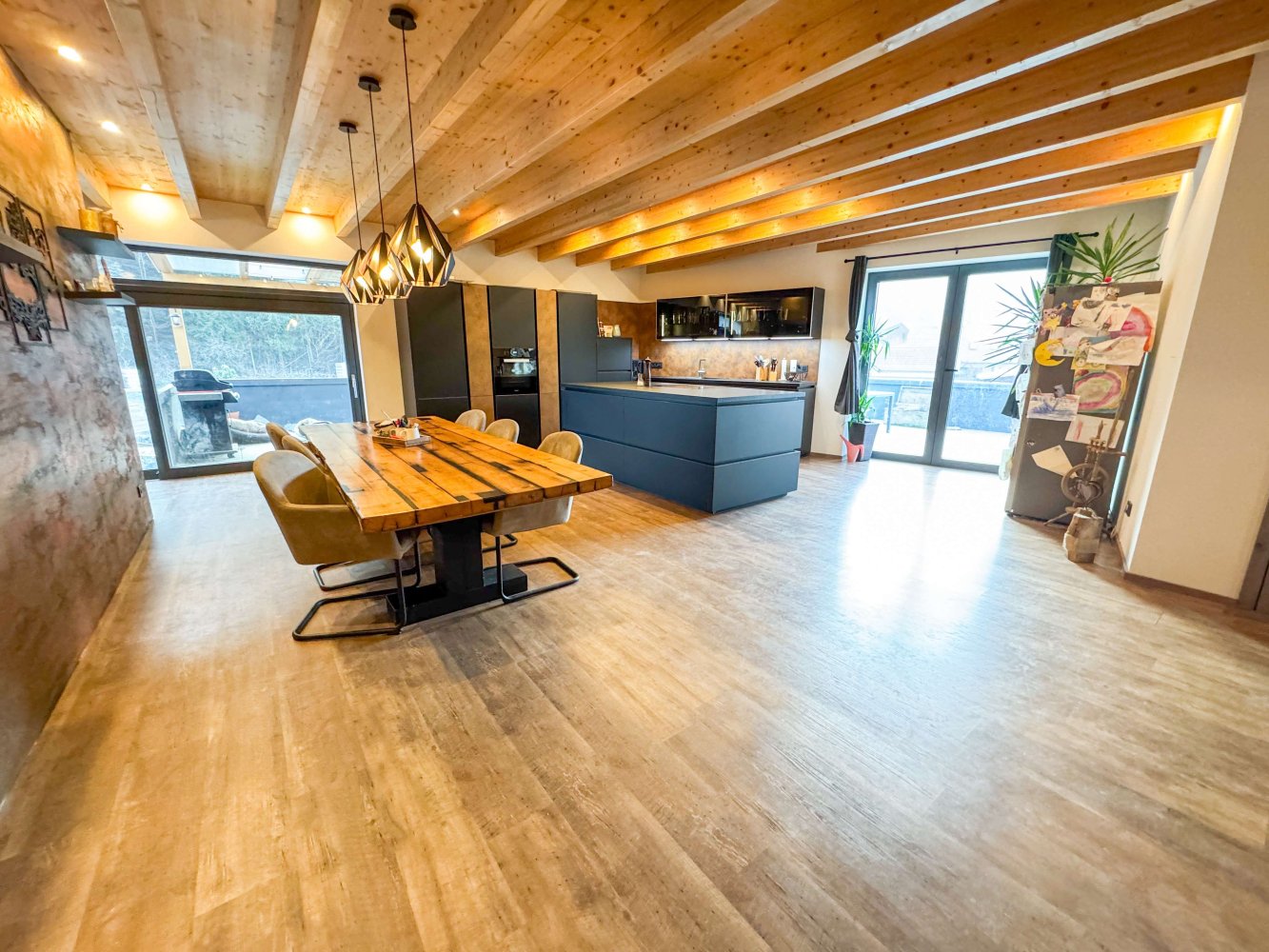 Edifício T4 em Neckar-Odenwald-Kreis, Germany N.º 112770