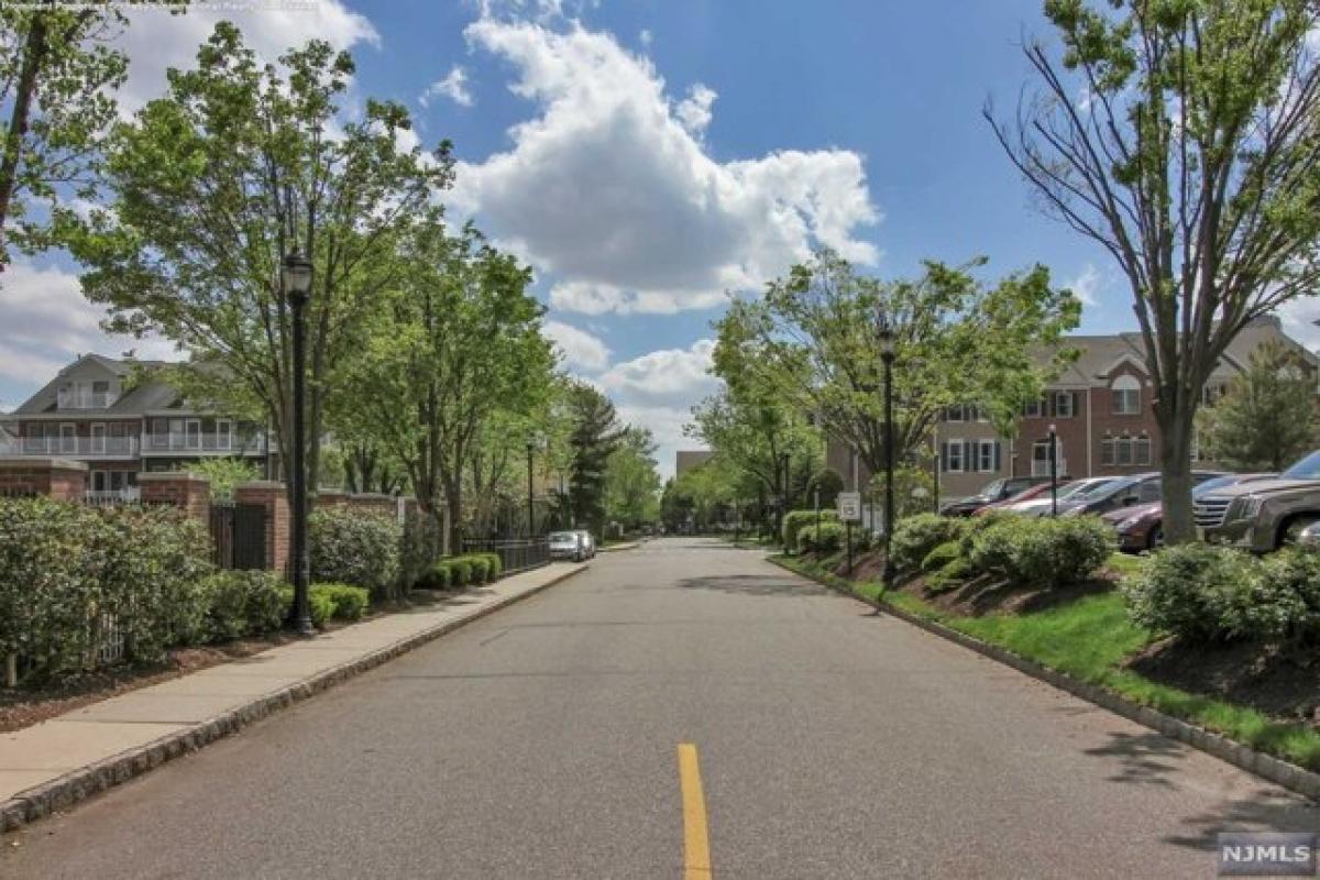 3 bedrooms House in West New York, USA No. 371191