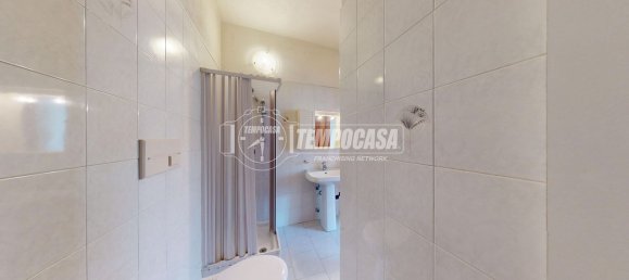 2-salle Appartement à Olgiate Comasco, Italy No. 313810 14