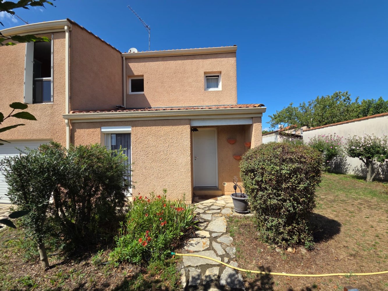 4 bedrooms House in Haute-Garonne, France No. 353853