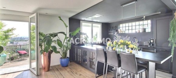 3 bedrooms House in Andresy, France No. 291740 4