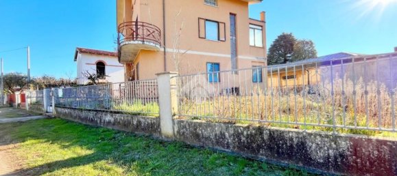 Дом с 4 комнатами в Удине, Италия № 160762 5