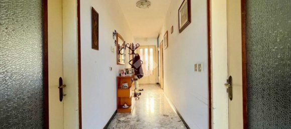 Дом с 4 комнатами в Удине, Италия № 160762 10