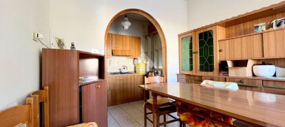 Дом с 4 комнатами в Удине, Италия № 160762 11