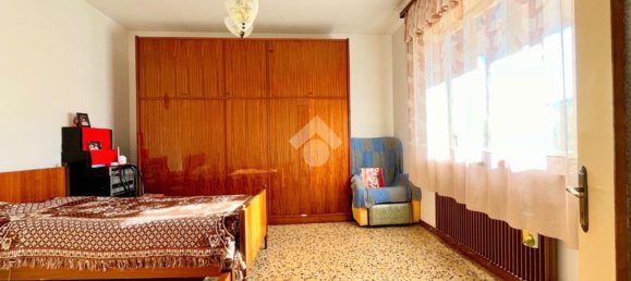 Дом с 4 комнатами в Удине, Италия № 160762 16