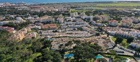 3 Schlafzimmer Doppelhaus in Quarteira, Portugal, Nr. 82860 30