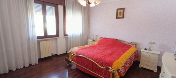 Villa de 8 habitaciónes en Casale di Scodosia, Italy No. 300844 7