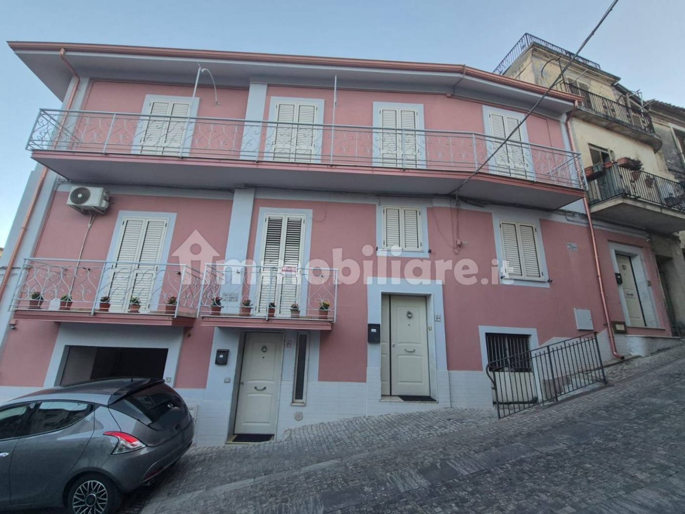 5 rooms Apartment in Nicotera, Italy No. 273888