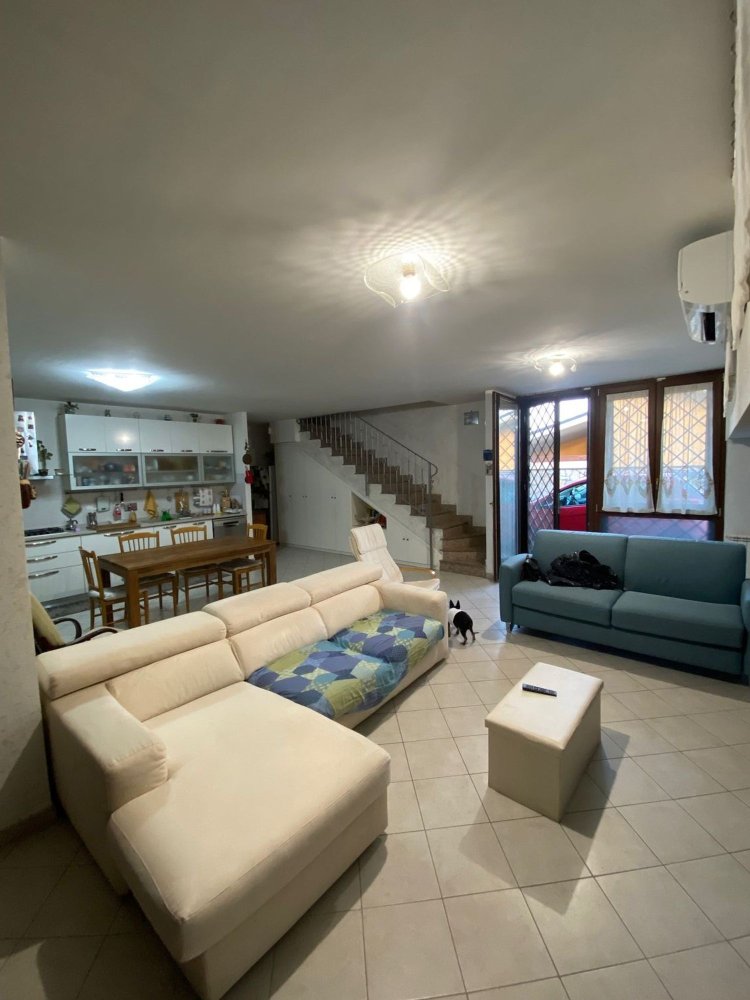 Villa de 7 divisões em Rome, Italy N.º 200380