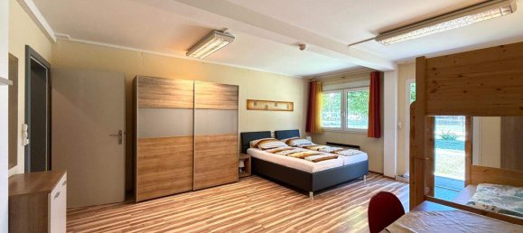 Здание с 16 комнатами в Пёльфинг-Брунн, Австрия № 193911 4