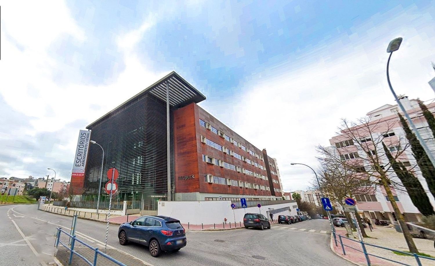  عقار تجاري في Oeiras, Portugal 92متر مربع رقم 10732