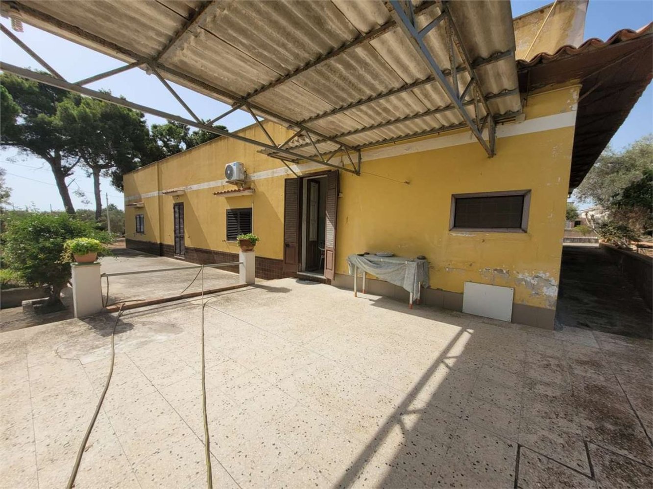 6 rooms Villa in Augusta, Italy No. 46465