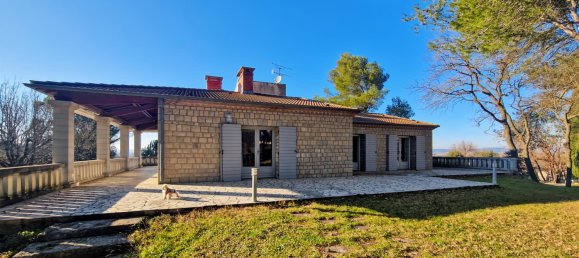 Замки и поместья с 5 спальнями в Юзес, Франция № 309100 12