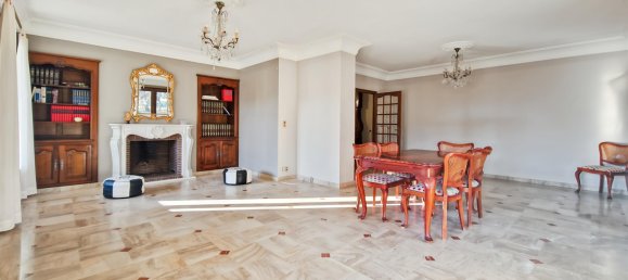 Замки и поместья с 5 спальнями в Юзес, Франция № 309100 5