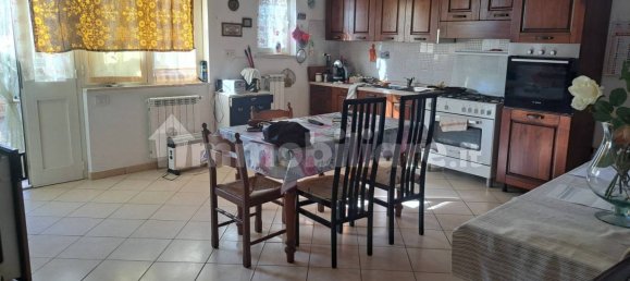 Apartamento T1 em Canale Monterano, Italy N.º 291749 6