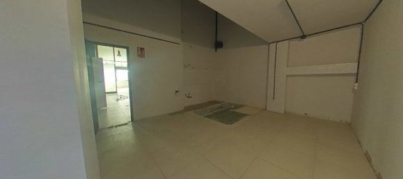 374m² Warehouse in Madrid, Spain No. 74474 28