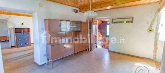 1 Schlafzimmer Wohnung in Marchirolo, Italy, Nr. 266931 4