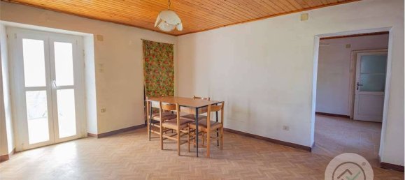 1 Schlafzimmer Wohnung in Marchirolo, Italy, Nr. 266931 5