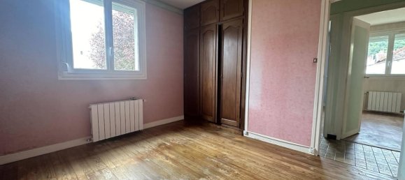 2 bedrooms House in Laon, France No. 255438 9