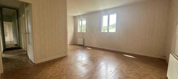 2 bedrooms House in Laon, France No. 255438 5