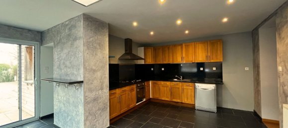 3 Schlafzimmer Haus in Sepmeries, France, Nr. 159708 9