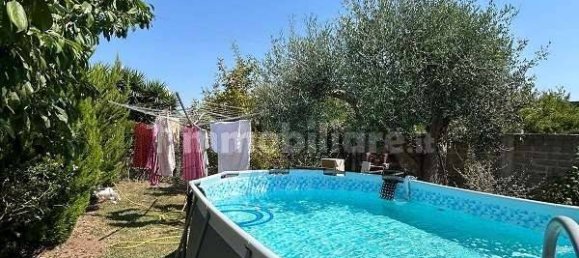 2 bedrooms House in Aprilia, Italy No. 343751 3