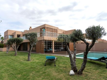 4 غرف نوم منزل في Guia, Portugal رقم 156817