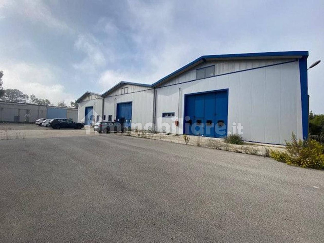 Lagerhaus in Brindisi, Italy 2757m², Nr. 346298