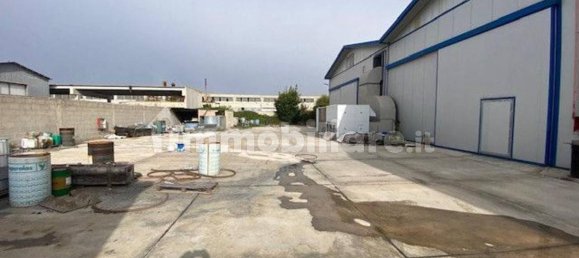 Lagerhaus in Brindisi, Italy 2757m², Nr. 346298 9
