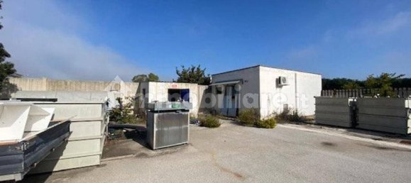 Lagerhaus in Brindisi, Italy 2757m², Nr. 346298 8