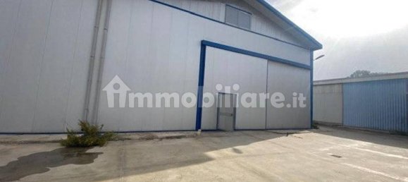 Lagerhaus in Brindisi, Italy 2757m², Nr. 346298 11