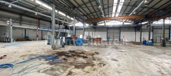 Lagerhaus in Brindisi, Italy 2757m², Nr. 346298 5