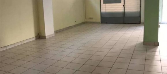 1-Zimmer Gewerbliche Immobilie in Ancona, Italy, Nr. 402114 3