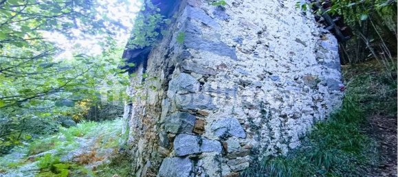 2-salle Maison à Casale Corte Cerro, Italy No. 351813 9