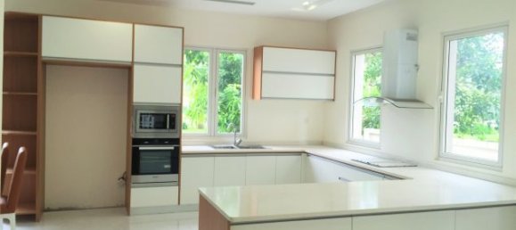 3 bedrooms Villa in Long Bien, Vietnam No. 3663 5