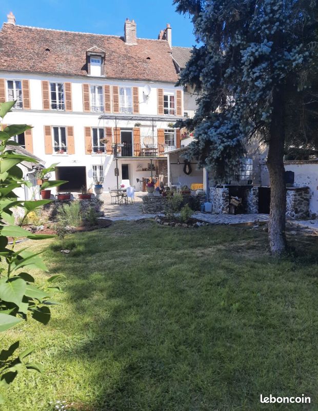 6 bedrooms Castles in La Ferte-sous-Jouarre, France No. 172779