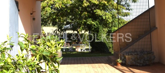 3 bedrooms Villa in Senigallia, Italy No. 176925 2