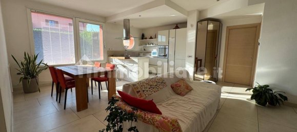 3 bedrooms Villa in Mantua, Italy No. 246172 6