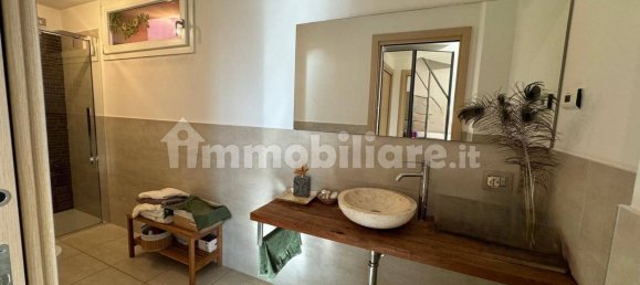 3 bedrooms Villa in Mantua, Italy No. 246172 9