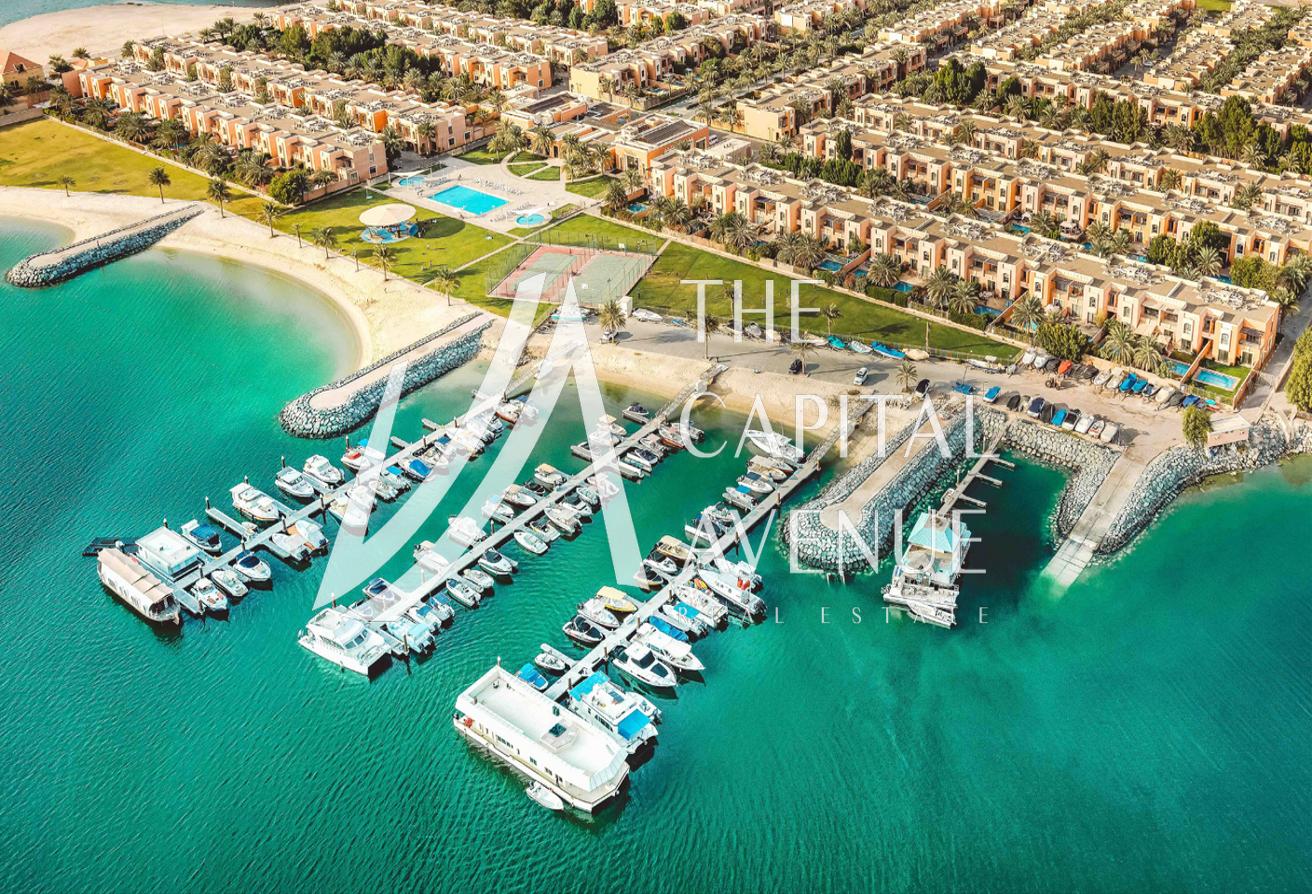 4 bedrooms Villa in Abu Dhabi Gate City, UAE No. 33520