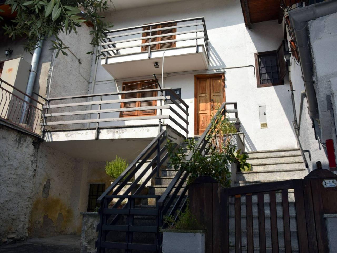 6 rooms House in Chianocco, Italy No. 151021