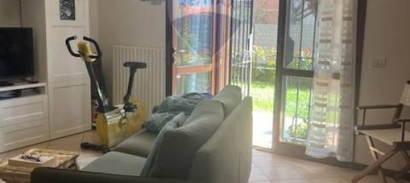 2غرفة منزل ذو طابقين في Guastalla, Italy رقم 14788 3