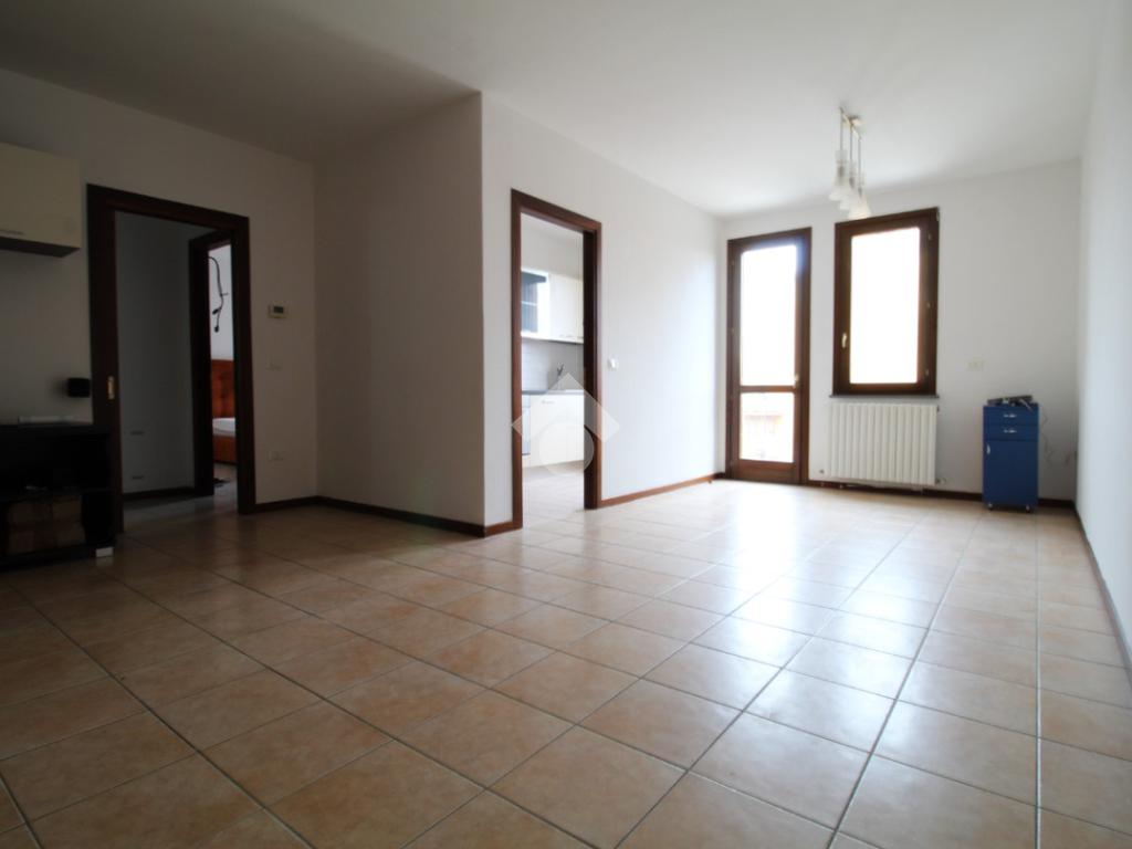 2 غرف نوم شقة في Gonzaga, Italy رقم 366521