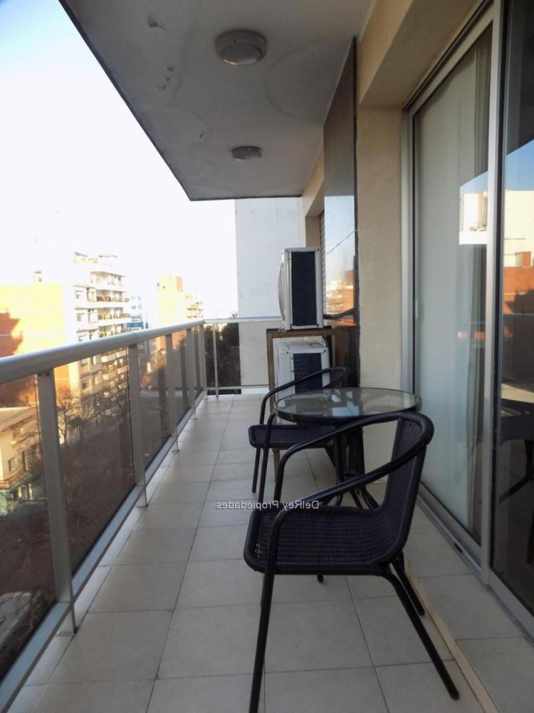 3 bedrooms Apartment in Montevideo, Uruguay No. 10086