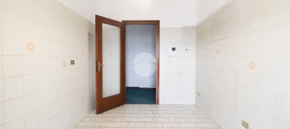 4 Schlafzimmer Wohnung in Milan, Italy, Nr. 373170 38